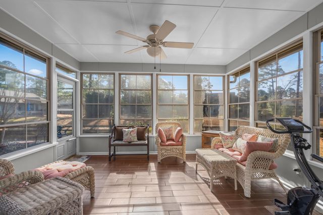 104 Birchwood Ln., Conway, SC 29526