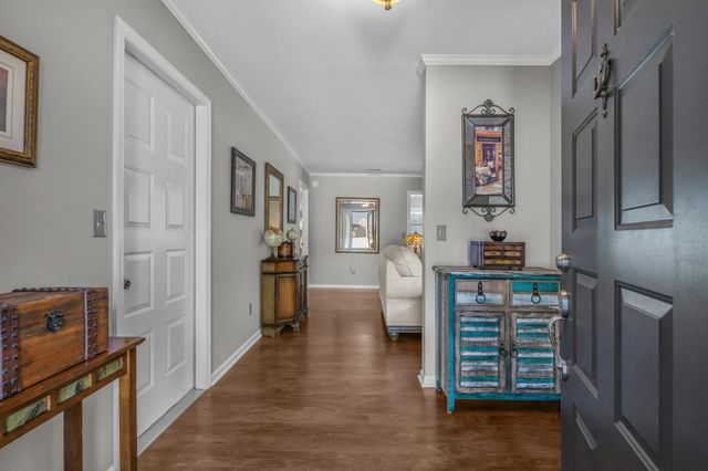 104 Birchwood Ln., Conway, SC 29526