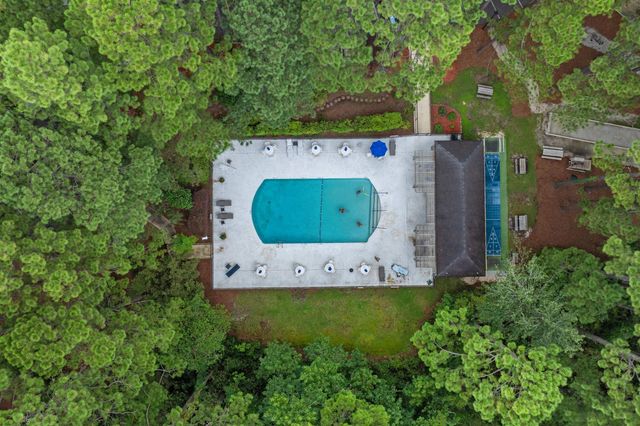 104 Birchwood Ln., Conway, SC 29526