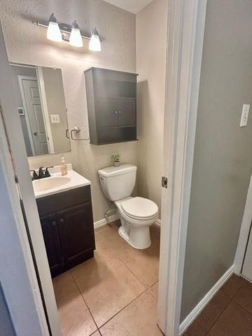 2135 Lone Rock Drive, Kingwood, TX 77339