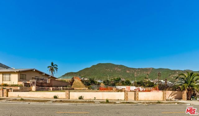 18431 Coastline Drive, Malibu, CA 90265