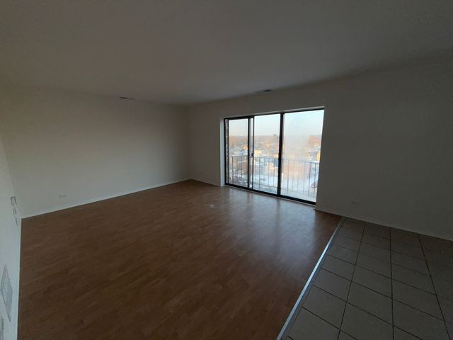 2300 N Harlem Avenue 703, Elmwood Park, IL 60707