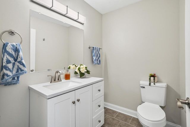 802 S 92nd STREET, West Allis, WI 53214