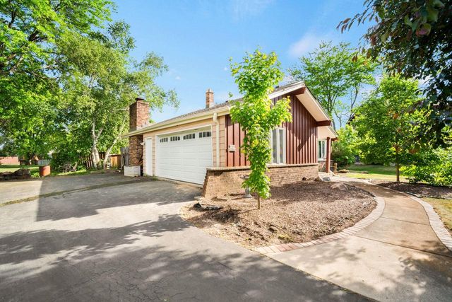 N106W15749 Adams COURT, Germantown, WI 53022