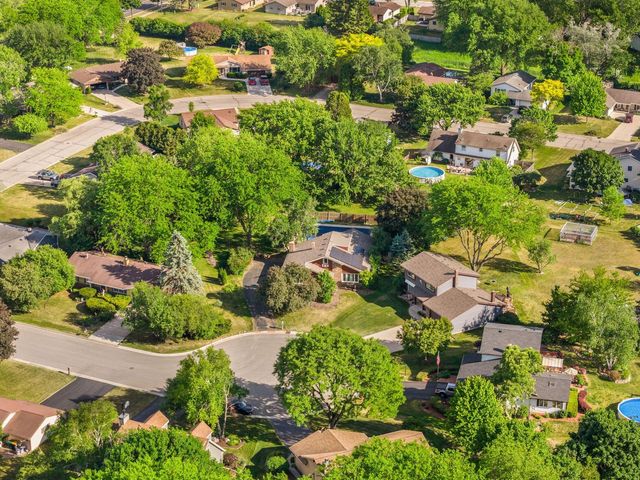 N106W15749 Adams COURT, Germantown, WI 53022