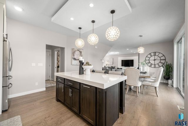 2308 S Durango Dr Drive, Sioux Falls, SD 57110