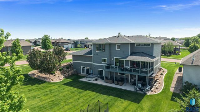2308 S Durango Dr Drive, Sioux Falls, SD 57110