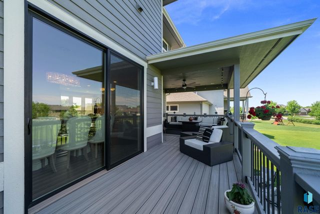 2308 S Durango Dr Drive, Sioux Falls, SD 57110