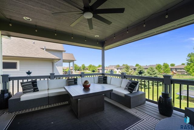 2308 S Durango Dr Drive, Sioux Falls, SD 57110