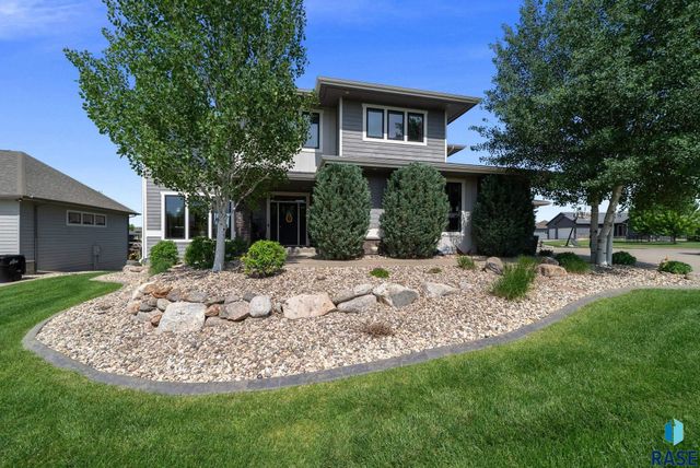 2308 S Durango Dr Drive, Sioux Falls, SD 57110