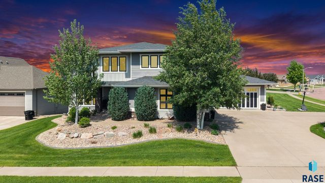 2308 S Durango Dr Drive, Sioux Falls, SD 57110