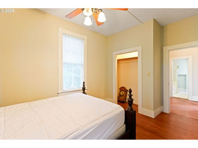 10478 CROSBY Rd Ne, Woodburn, OR 97071