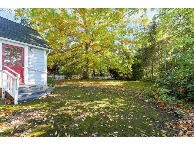 10478 CROSBY Rd Ne, Woodburn, OR 97071