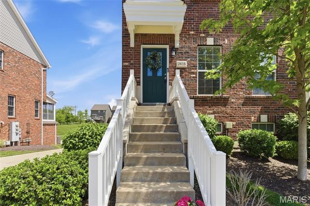2416 N Larksong Drive, Wildwood, MO 63040