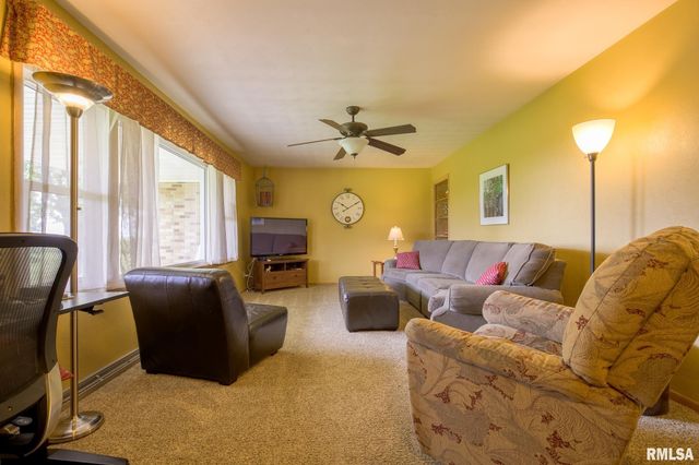 7320 W AKRON Road, Princeville, IL 61559