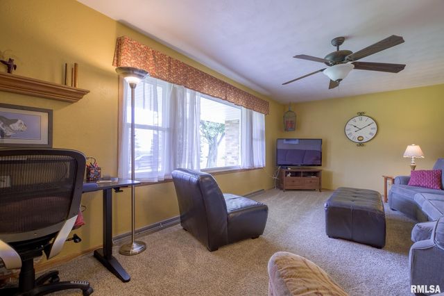 7320 W AKRON Road, Princeville, IL 61559