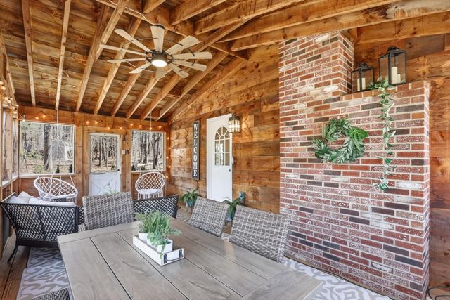 11 Elwood Road, Derry, NH 03038