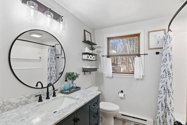 11 Elwood Road, Derry, NH 03038