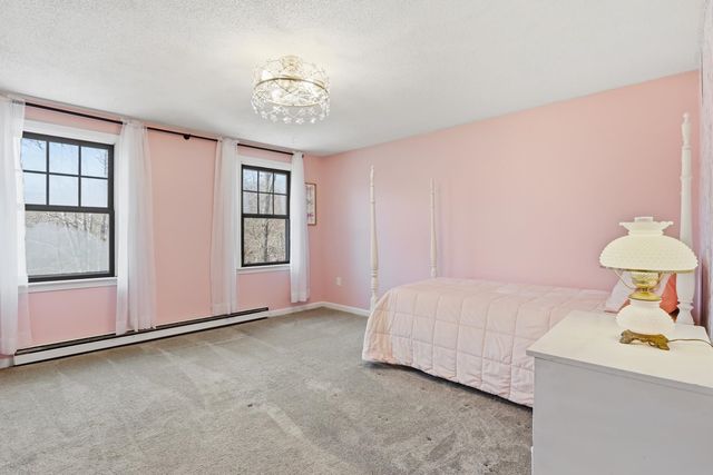 11 Elwood Road, Derry, NH 03038