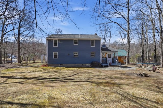 11 Elwood Road, Derry, NH 03038