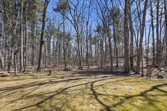 11 Elwood Road, Derry, NH 03038