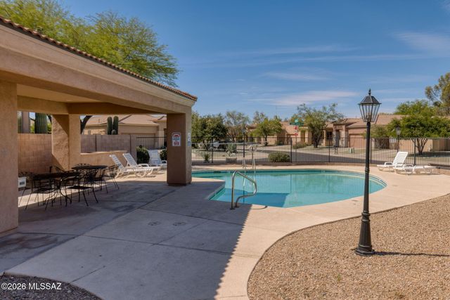 5525 N Little River Lane, Tucson, AZ 85704