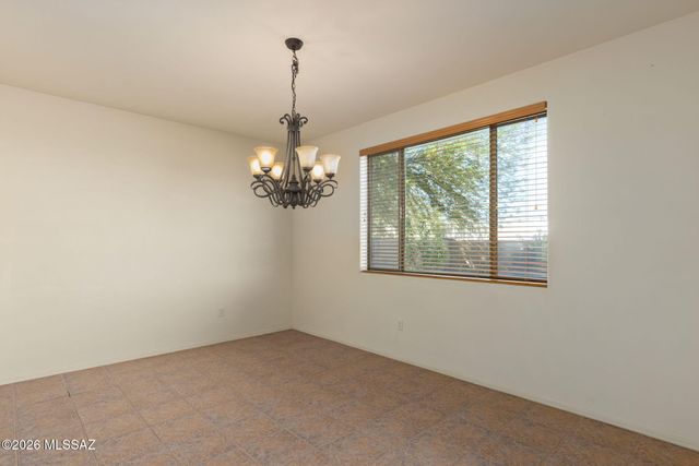 5525 N Little River Lane, Tucson, AZ 85704