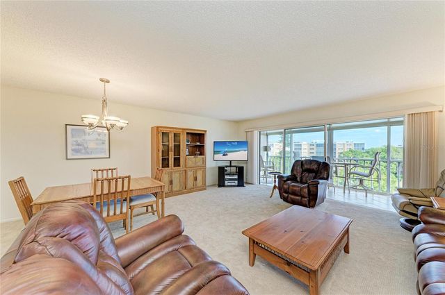 3680 IRONWOOD CIR 601L, Bradenton, FL 34209