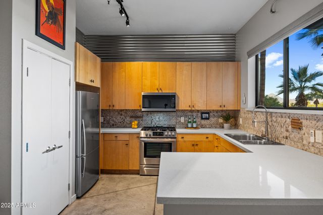 914 E OSBORN Road 306, Phoenix, AZ 85014