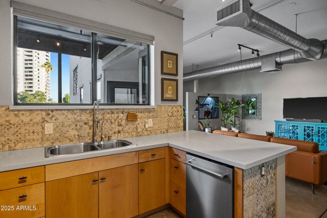 914 E OSBORN Road 306, Phoenix, AZ 85014