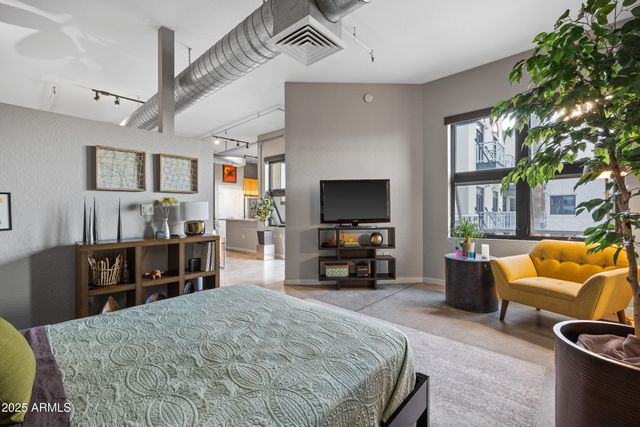 914 E OSBORN Road 306, Phoenix, AZ 85014