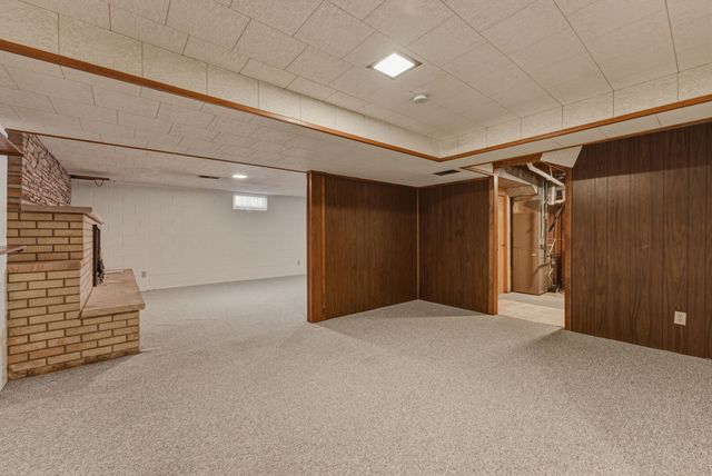 221 Hilltop Court, Milan, IL 61264