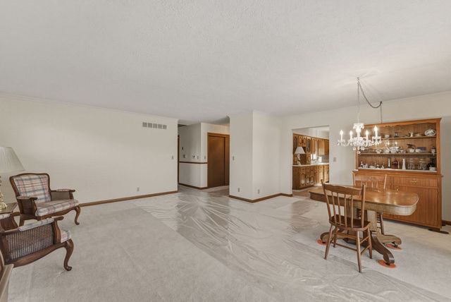 221 Hilltop Court, Milan, IL 61264