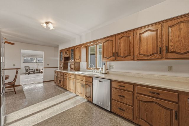 221 Hilltop Court, Milan, IL 61264