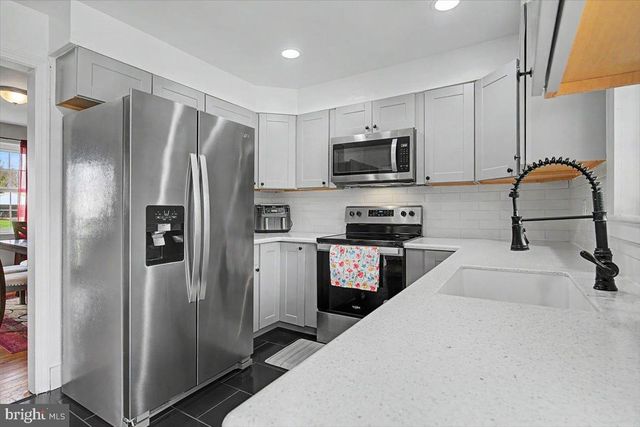202 LLANGOLLEN BLVD, New Castle, DE 19720