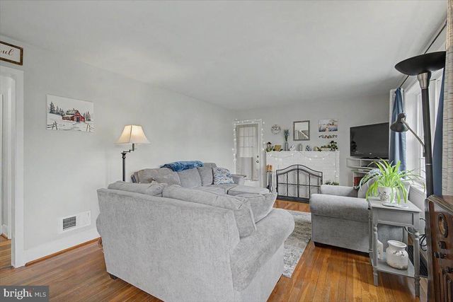 202 LLANGOLLEN BLVD, New Castle, DE 19720