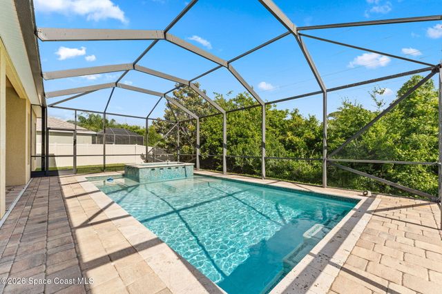 2800 Jolena Drive, Melbourne, FL 32935