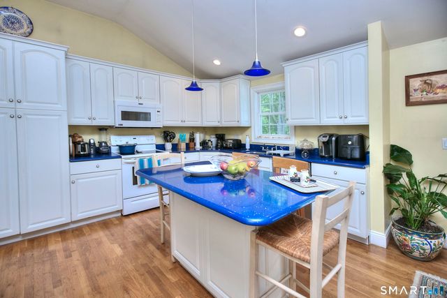 287 Greens Farms Road, Westport, CT 06880