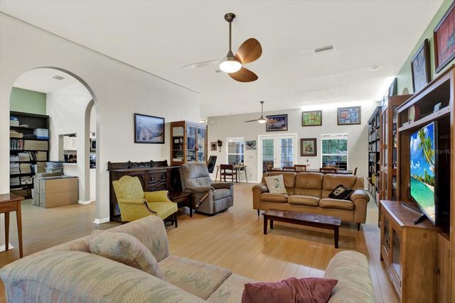 4217 CHASE DRIVE, Wesley Chapel, FL 33543