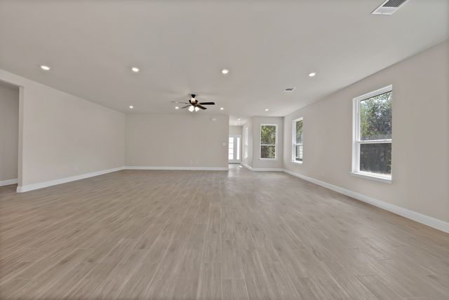 5021 Enchanted Court, Granbury, TX 76048