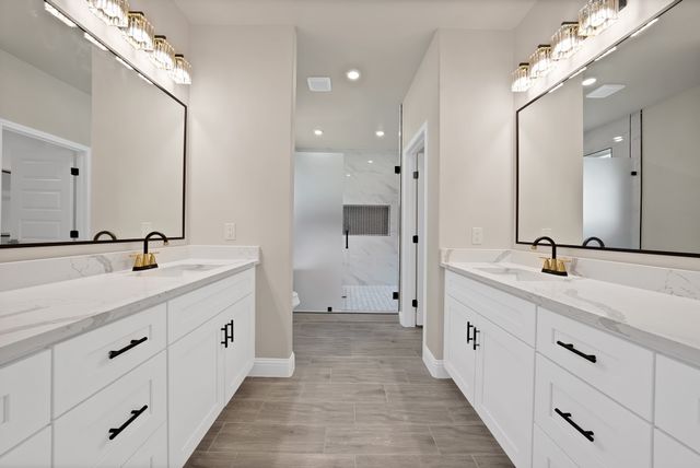 5021 Enchanted Court, Granbury, TX 76048