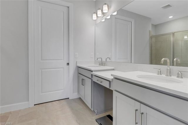 15561 Vittorio ST, Naples, FL 34114