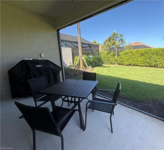 15561 Vittorio ST, Naples, FL 34114