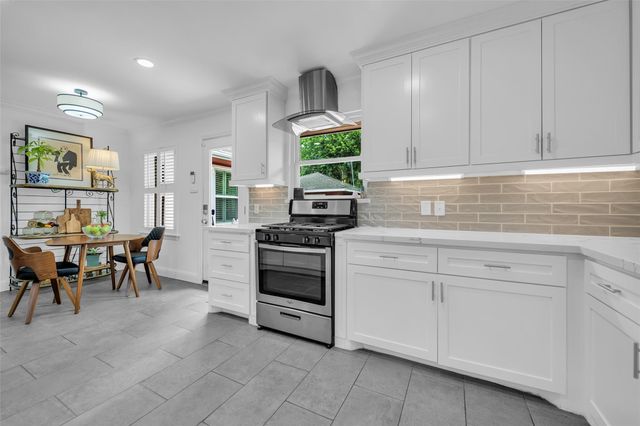 4706 Tonawanda Drive, Houston, TX 77035