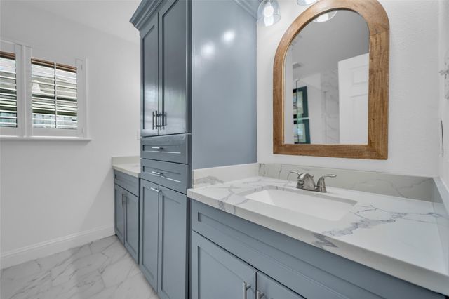 4706 Tonawanda Drive, Houston, TX 77035
