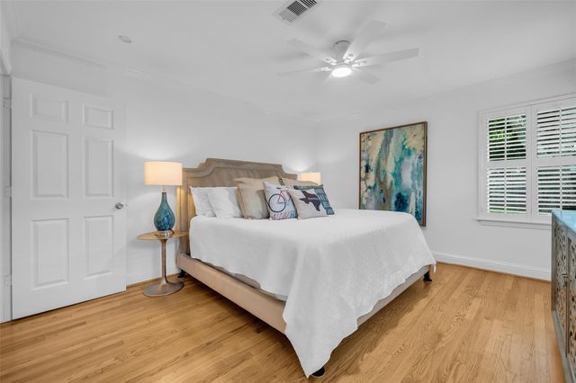 4706 Tonawanda Drive, Houston, TX 77035