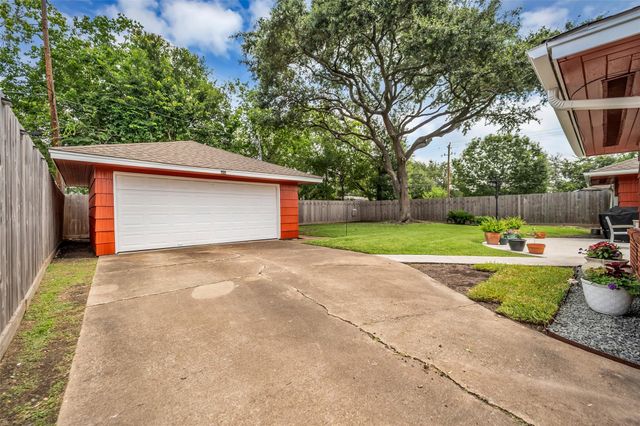 4706 Tonawanda Drive, Houston, TX 77035