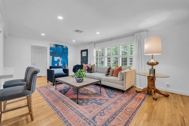 4706 Tonawanda Drive, Houston, TX 77035