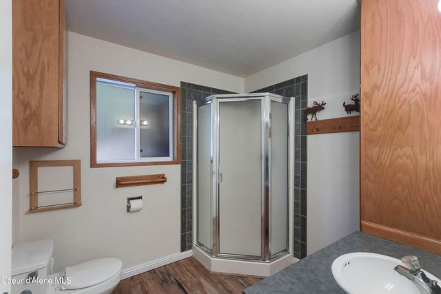 6101 Bottle Bay Road, Sagle, ID 83860