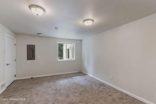 6101 Bottle Bay Road, Sagle, ID 83860